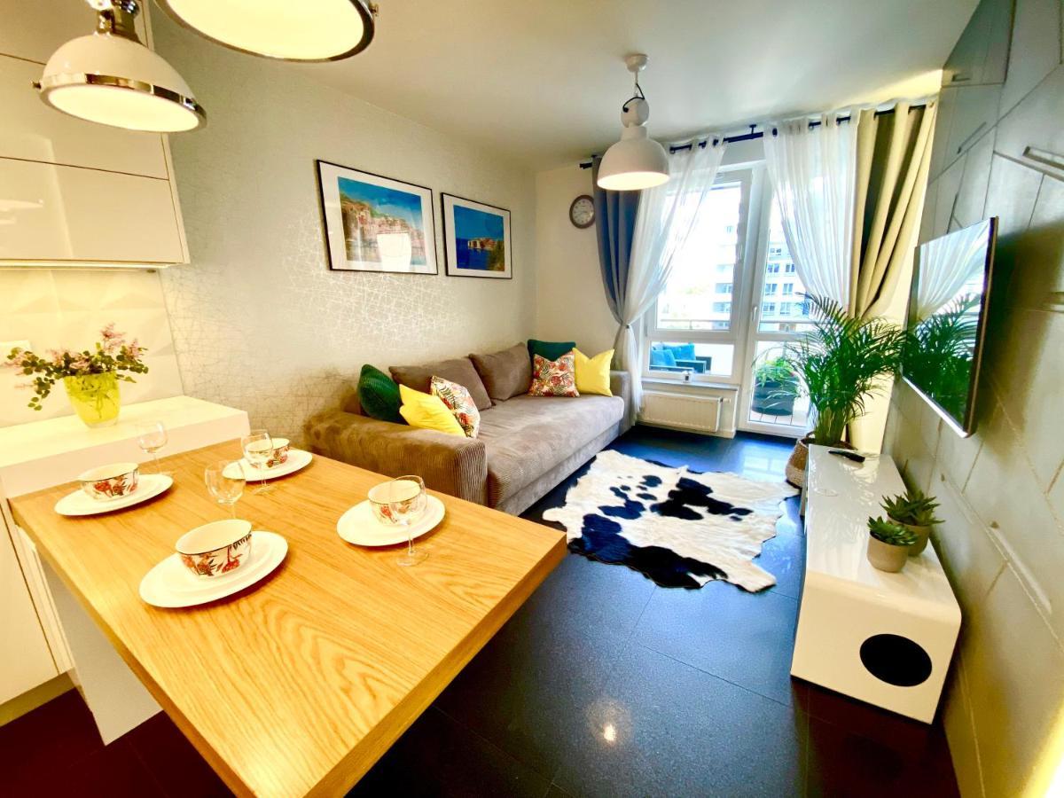 New Wave Apartment Big & Beautiful -Parking Жешув Экстерьер фото