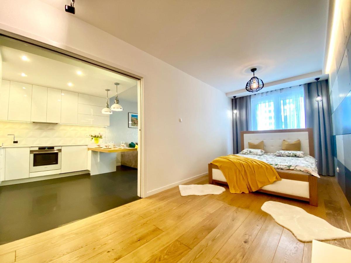 New Wave Apartment Big & Beautiful -Parking Жешув Экстерьер фото