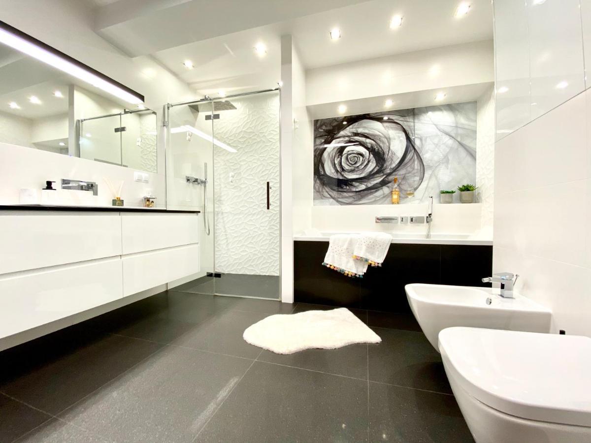 New Wave Apartment Big & Beautiful -Parking Жешув Экстерьер фото