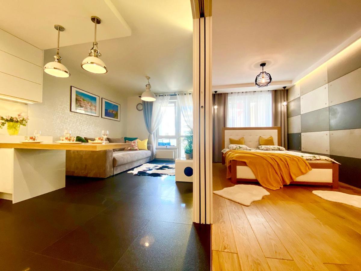 New Wave Apartment Big & Beautiful -Parking Жешув Экстерьер фото